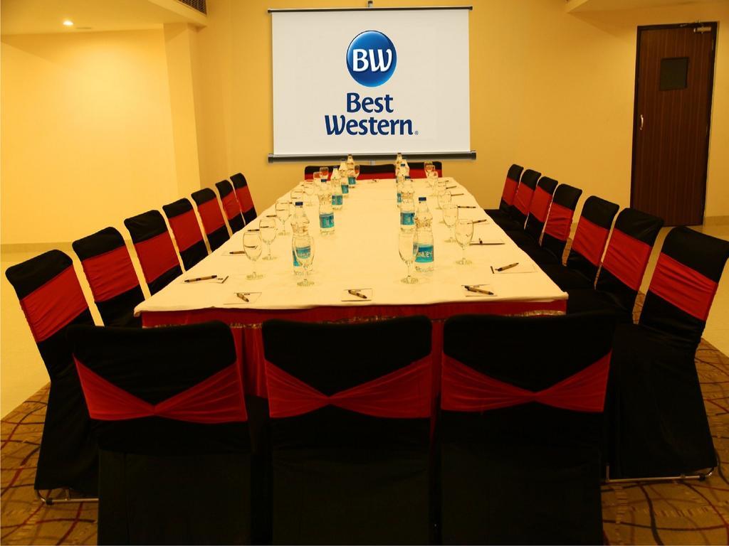 Continent Nakodar Hotel & Resorts ภายนอก รูปภาพ